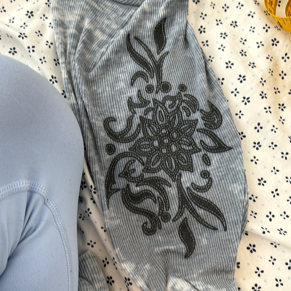 Harley Davidson long sleeve - Picture 5 of 5